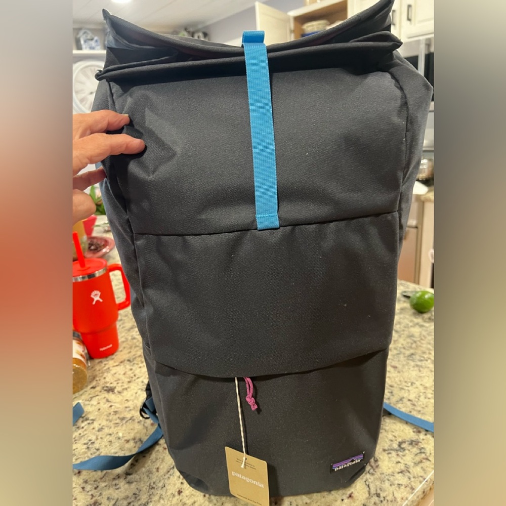 Patagonia Fieldsmith Roll-top backpack Sale!!  Black—NEW-with tags-authentic